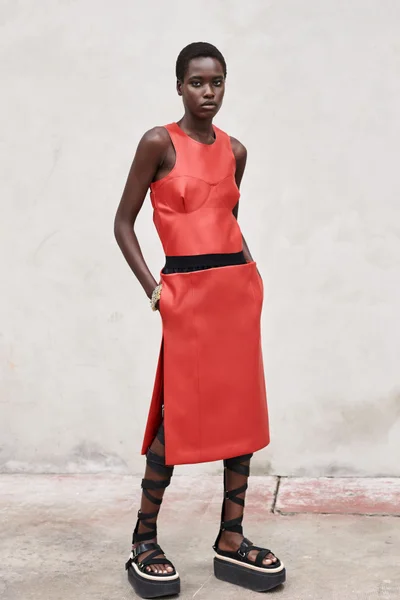 Look 3